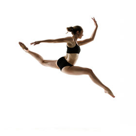 Ella_10 — figure reference